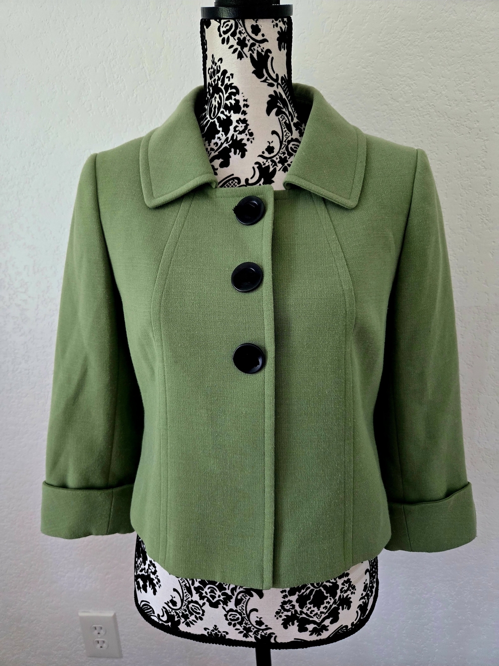 Tahari Green Cropped Coat